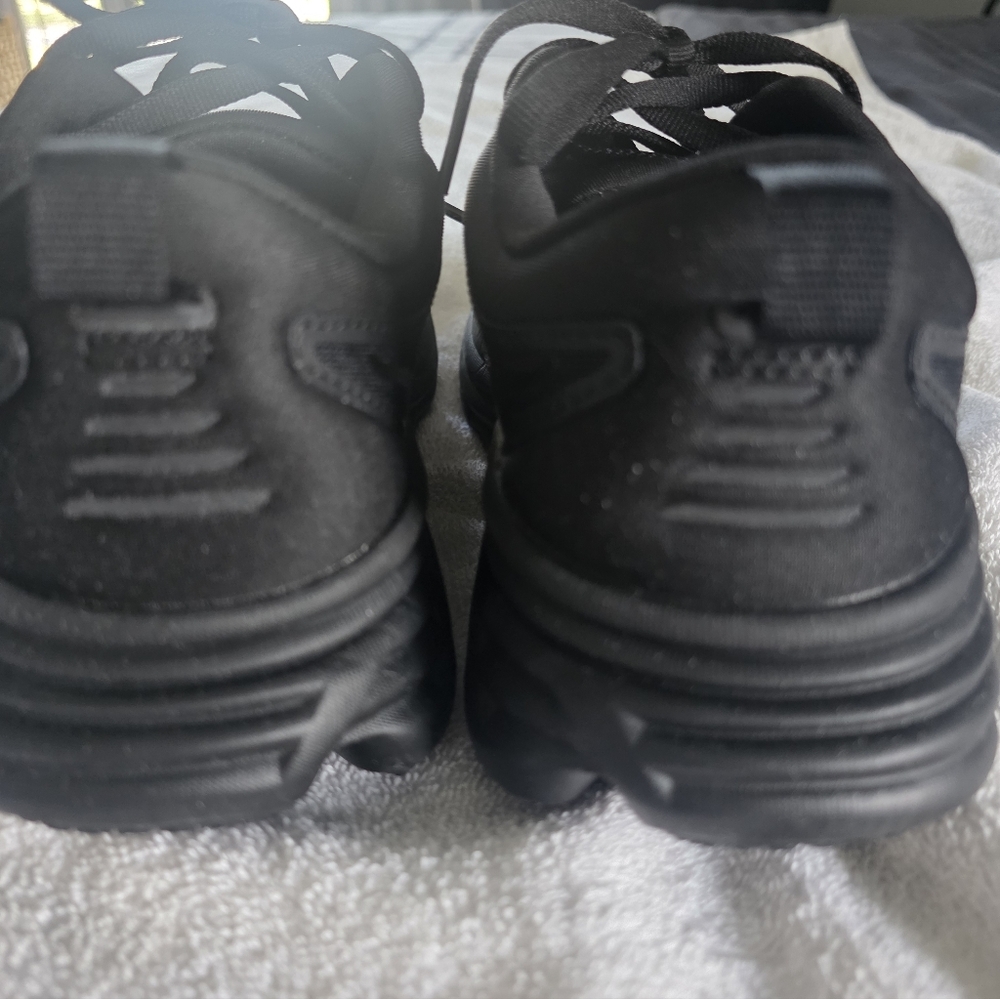 Hoka Bondi 8 - Picture 5 of 17